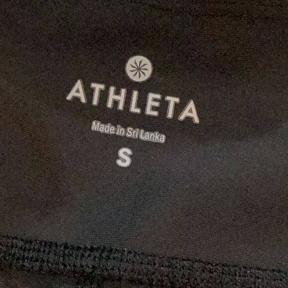 Athleta Crocodile Stealth TruCool Capri Leggings Small - Picture 13 of 16